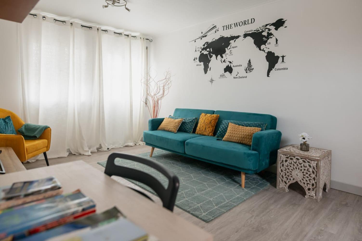 Family Friendly Azorean Apartment Понта-Делгада Экстерьер фото